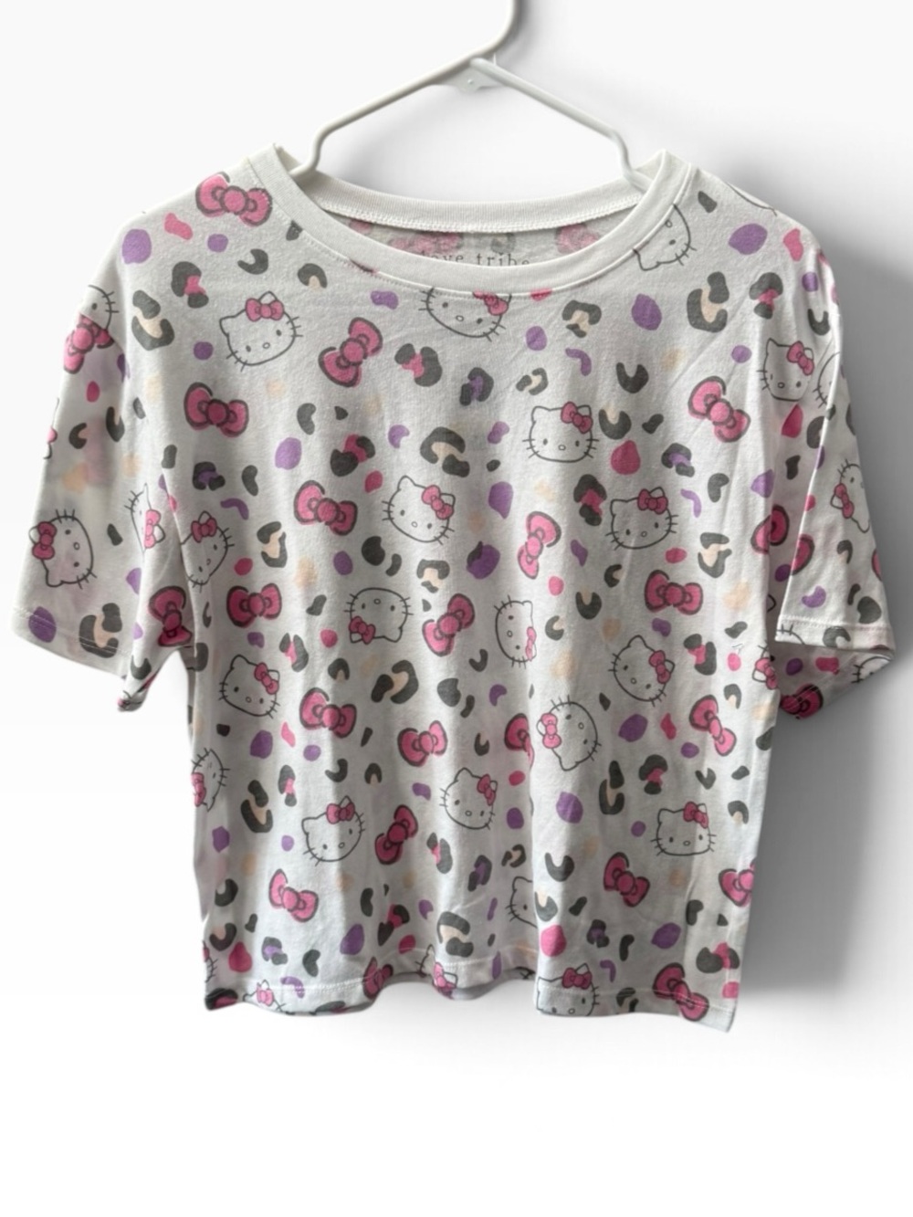 Hello Kitty Allover Print Short Sleeve Shirt, Size Medium. New!